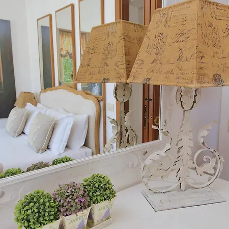 Luxury Navona By Flatinrome Rom