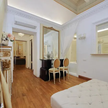 Luxury Navona By Flatinrome *