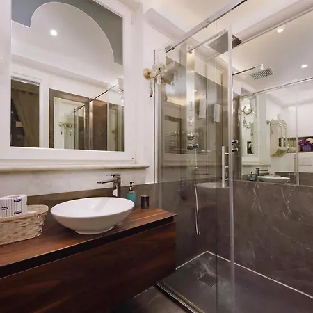 Luxury Navona By Flatinrome דירה רומא