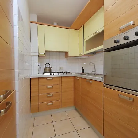 Luxury Navona By Flatinrome