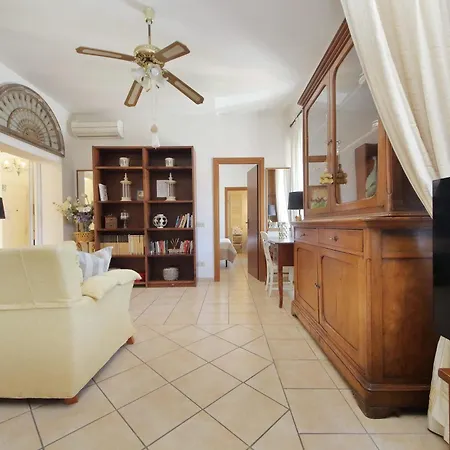 Luxury Navona By Flatinrome דירה