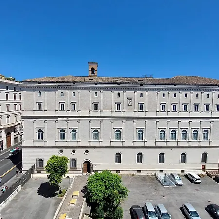 Luxury Navona By Flatinrome רומא