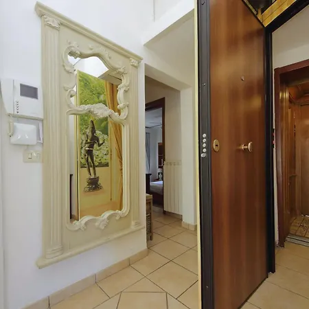 דירה Luxury Navona By Flatinrome רומא