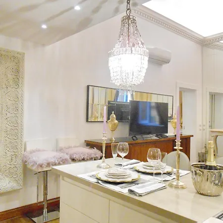 Apartment Luxury Navona By Flatinrome Rome