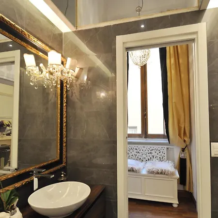 Luxury Navona By Flatinrome *